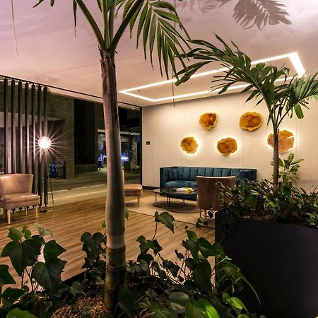 Loma Verde Aparthotel Medellín Esterno foto